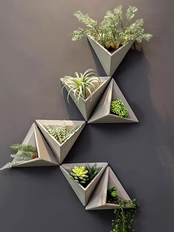 Wall Art Vases Aesthetic Decoration Home Vases Modern Room Design Figurines Jardiniere Ikebana Stem Holder Jardiniere Creative