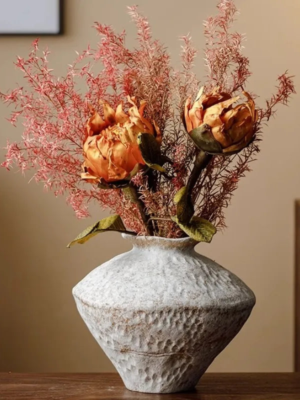 Ceramics Vintage Living Room Vases Retro Classic Simple Art Bedroom Tabletop Vase Creative Design Modern Home Decoration